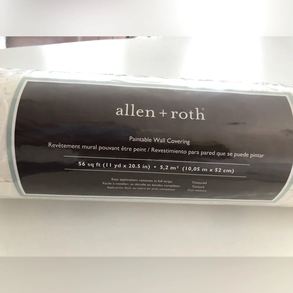 allen + roth Wallpaper 56.4-sq ft Damask White Vinyl Paintable Textured 3-D